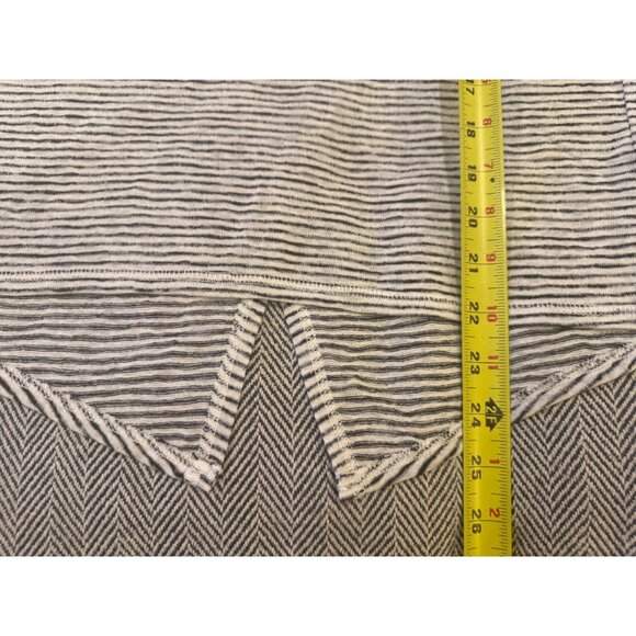 Athleta Striped Sleeveless Knit Top With Split Back Detail XXS Gray/White - Picture 7 of 10